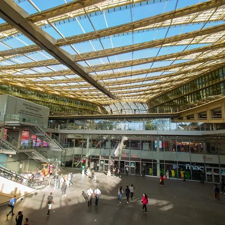4 Personnes Au Centre - Chatelet Apartment